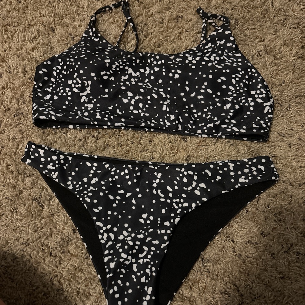 black and white shein bikini
